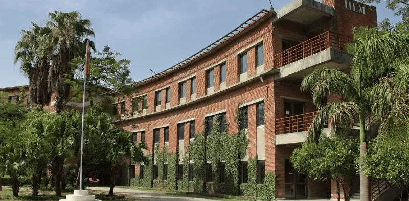 Greater Noida Campus — IILM University